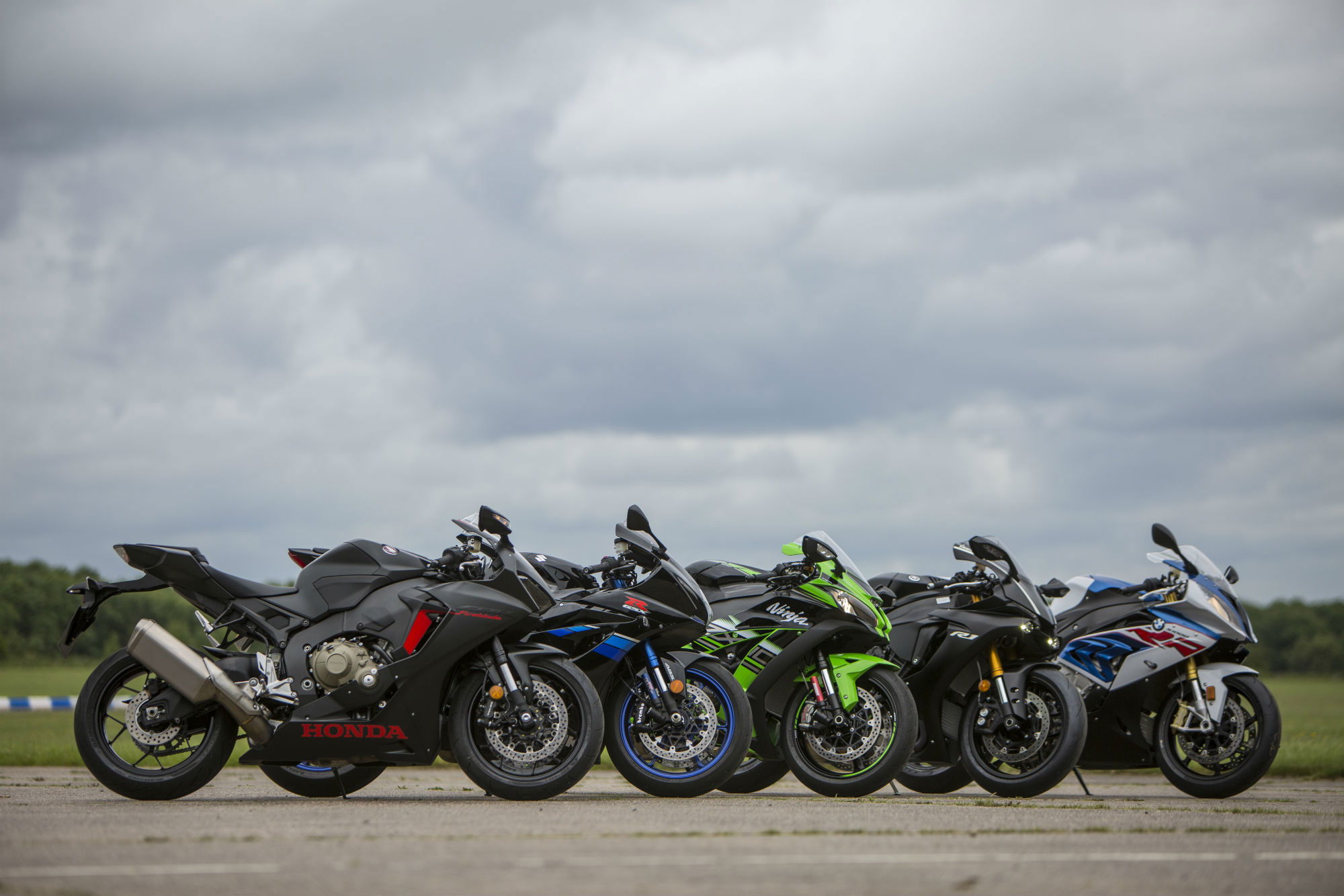 GSXR1000R vs Fireblade vs R1 vs ZX10R vs S1000RR review Visordown